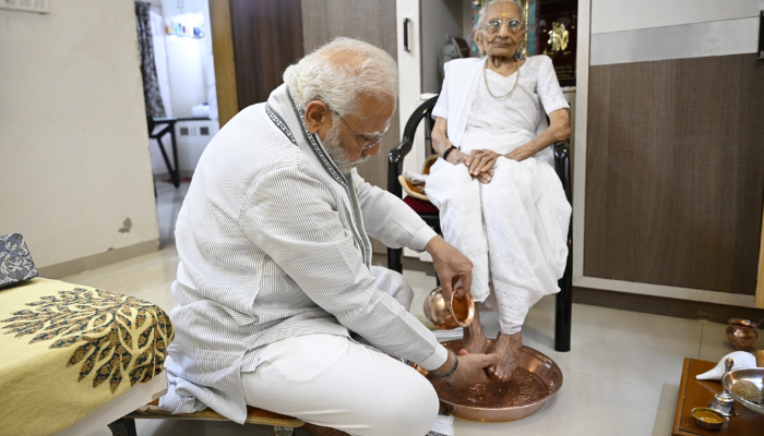 PM Narendra Modi Mother